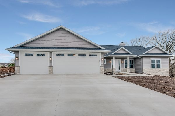 Driveway Concrete Laying in Dallas